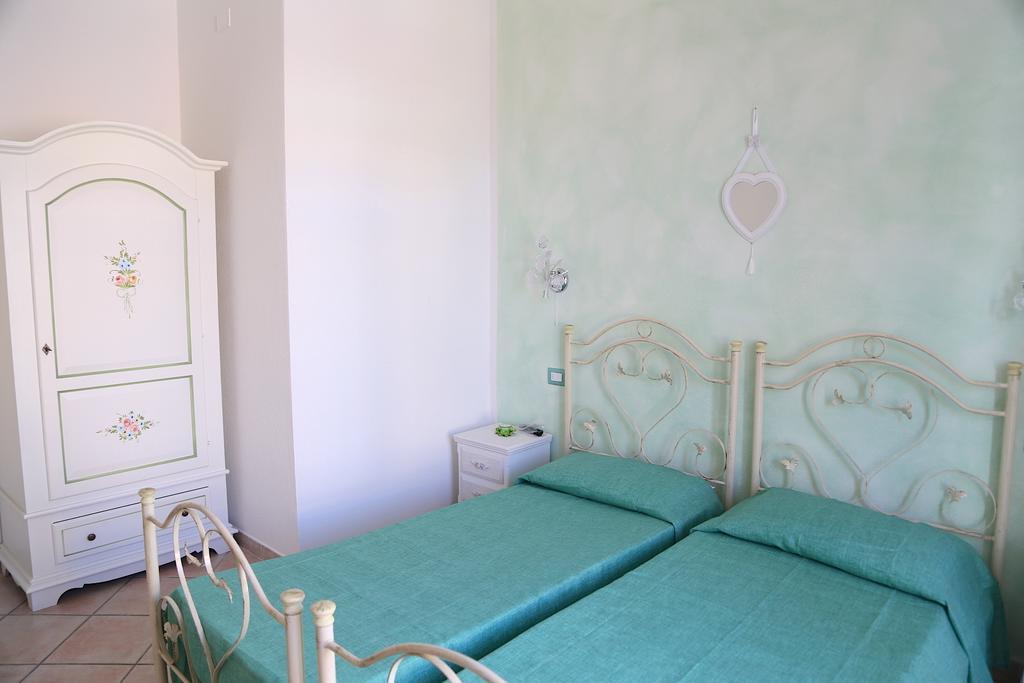 B&B Le Rose Olbia Szoba fotó
