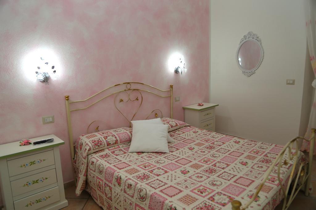 B&B Le Rose Olbia Szoba fotó